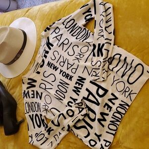 Forever 21 graphic sweater sz Small